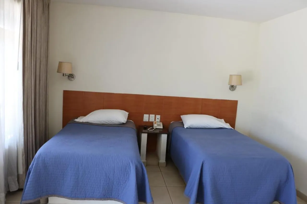 Cypres Hotel & Suites Zapopan